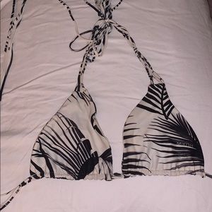 Mikoh triangle top size medium
